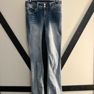 Wallflower Women Jeans